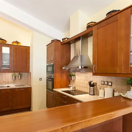 Apartment Luxury Townhouse